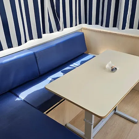 Botel Bateau à Quai Avec Kitchenette - 4 Pers. - Api-1-46-29 *